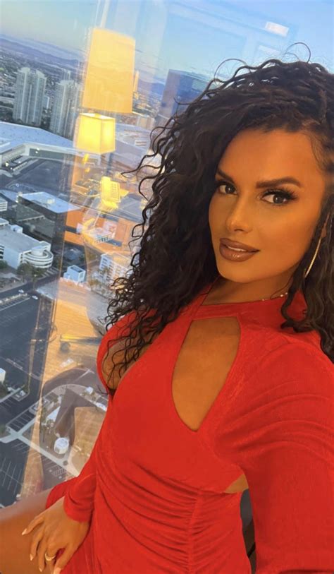 joy taylor sexy|FS1 Television Host Joy Taylor Stuns Poolside In Hot Bikini.